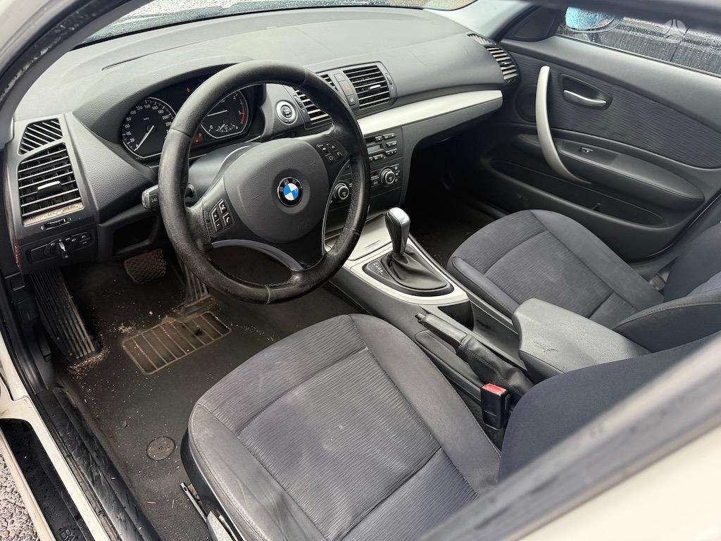 BMW 120, 2.0 l., hatchback