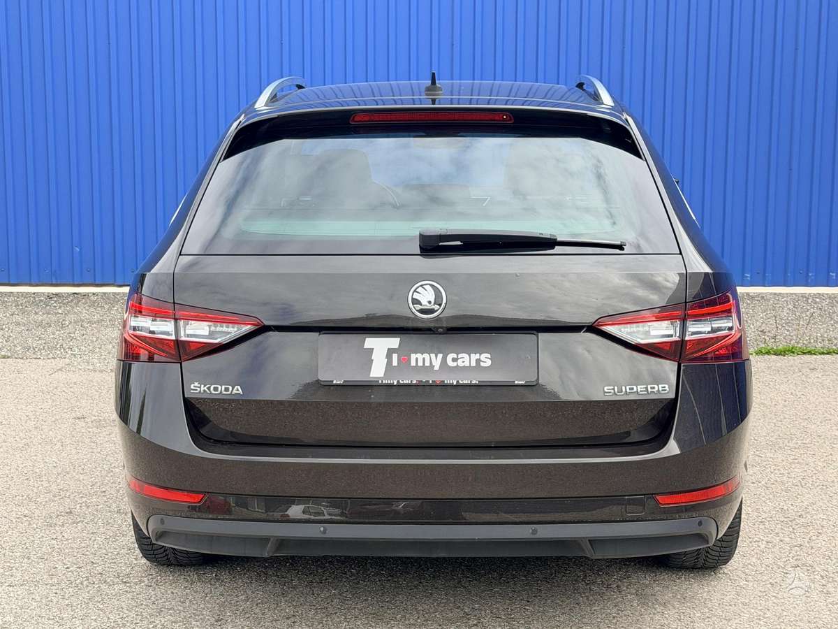 Skoda Superb, 1.6 l., Универсал