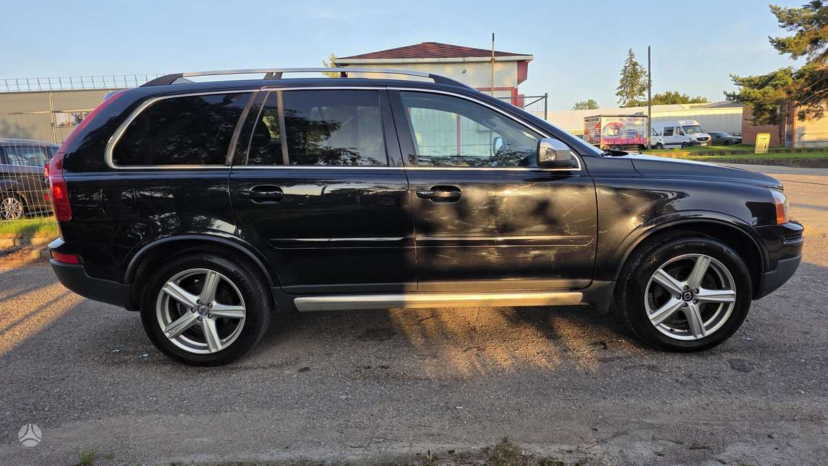 Volvo XC90 - 6