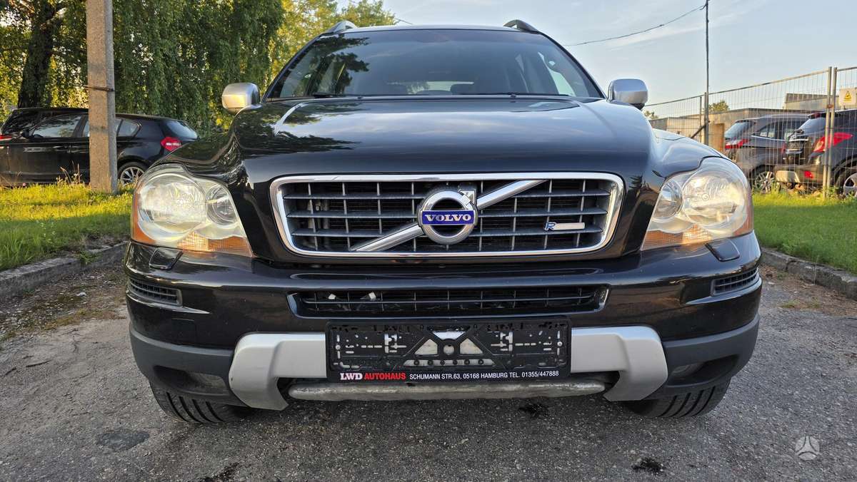 Volvo XC90 - 8