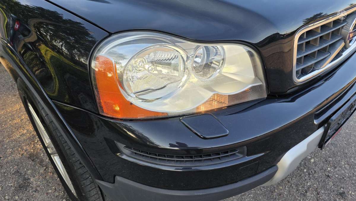 Volvo XC90 - 11
