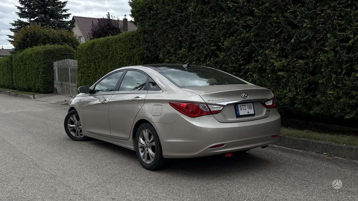 Hyundai Sonata, 2.4 l., Седан