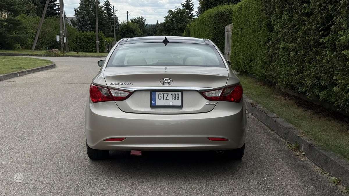 Hyundai Sonata, 2.4 l., Седан