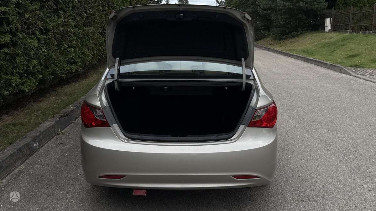 Hyundai Sonata, 2.4 l., Седан