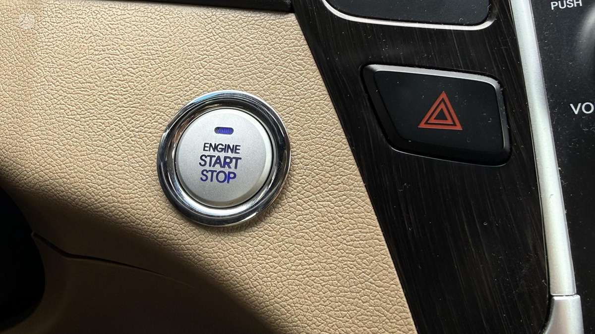 Hyundai Sonata, 2.4 l., Седан