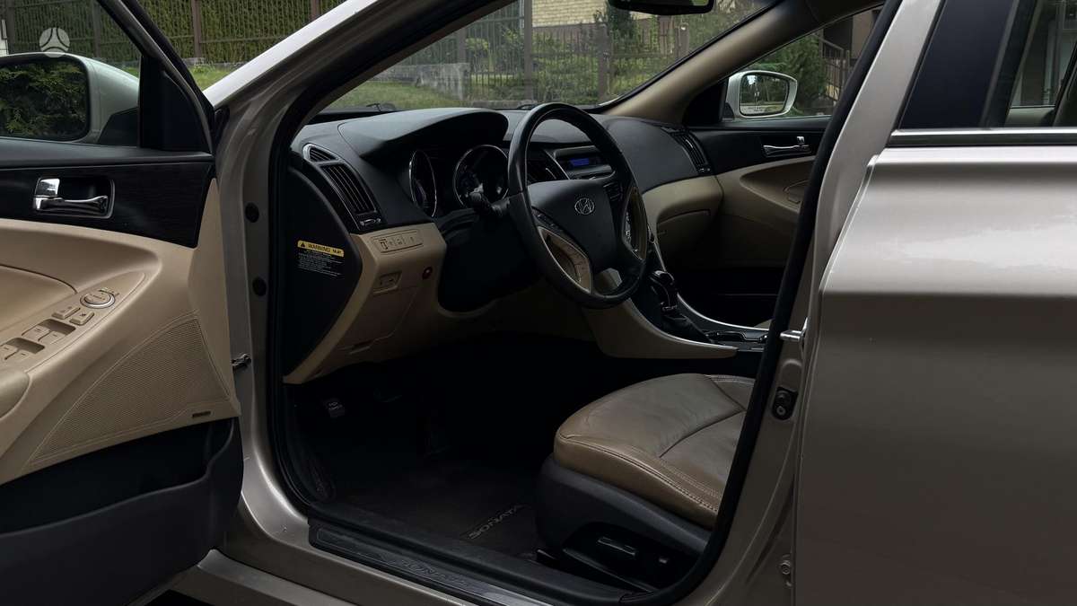Hyundai Sonata, 2.4 l., Седан