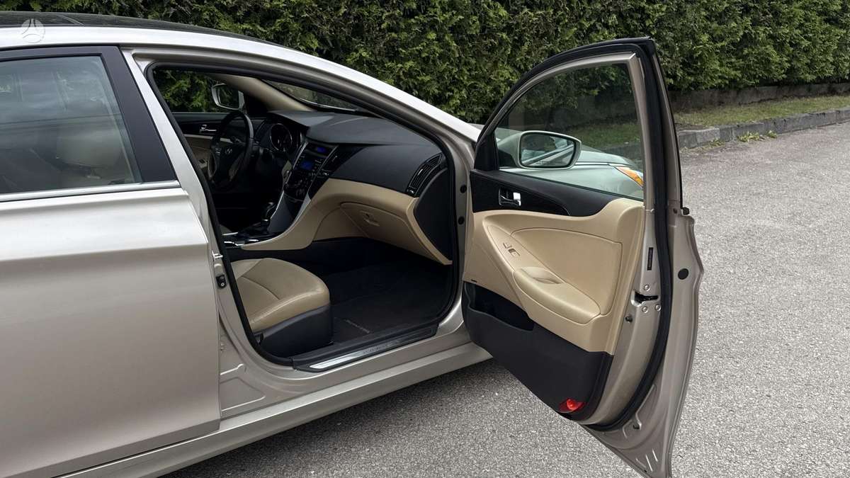 Hyundai Sonata, 2.4 l., Седан