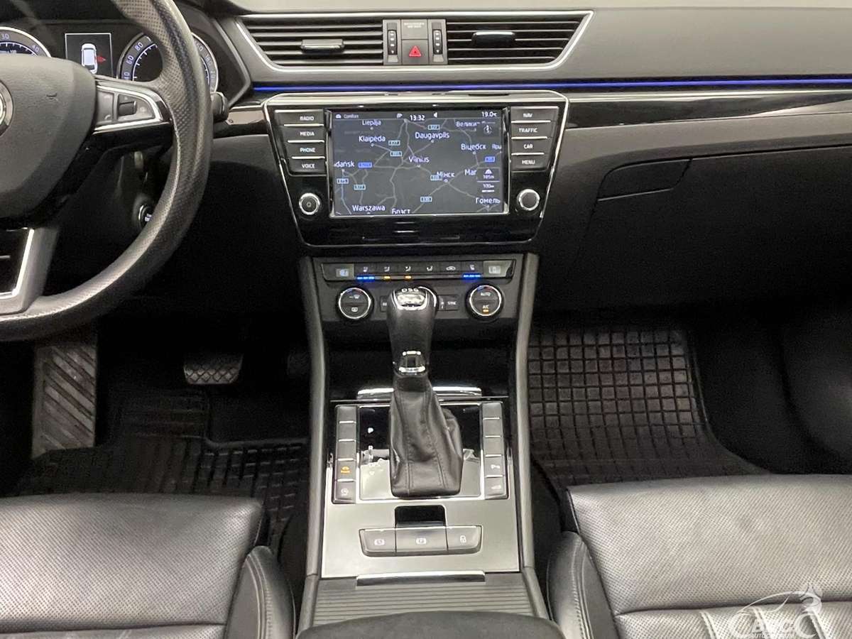 Skoda Superb, 2.0 l., Универсал