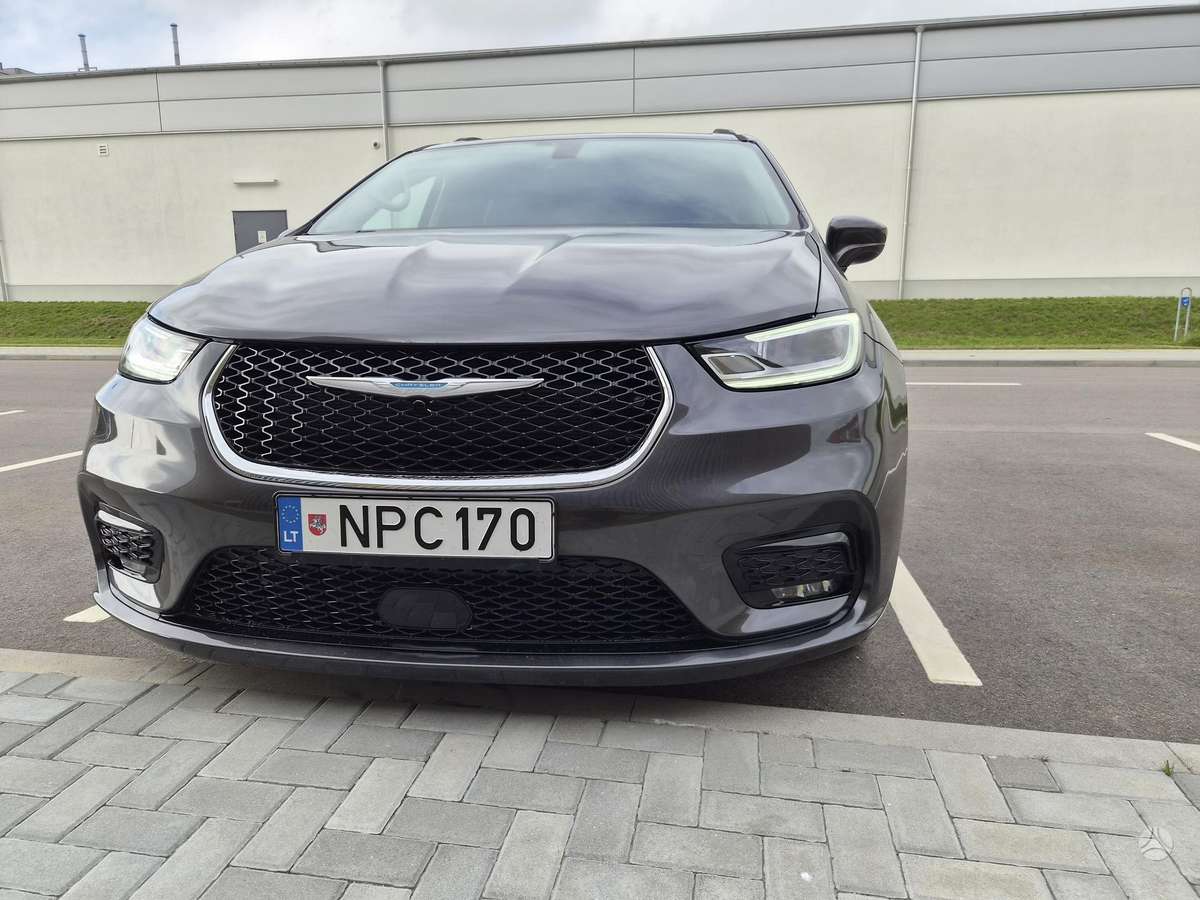 Chrysler Pacifica, Минивэн
