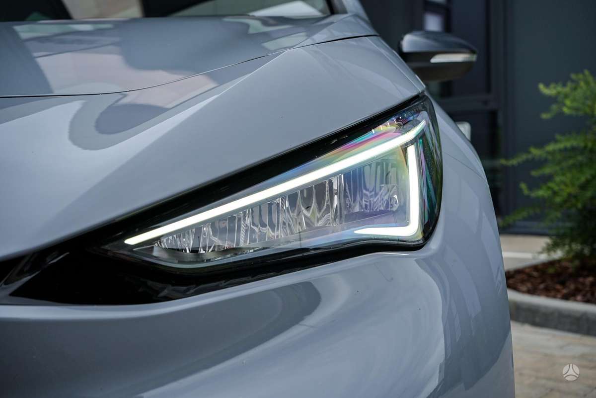 Cupra Born, 62 kWh, hatchback
