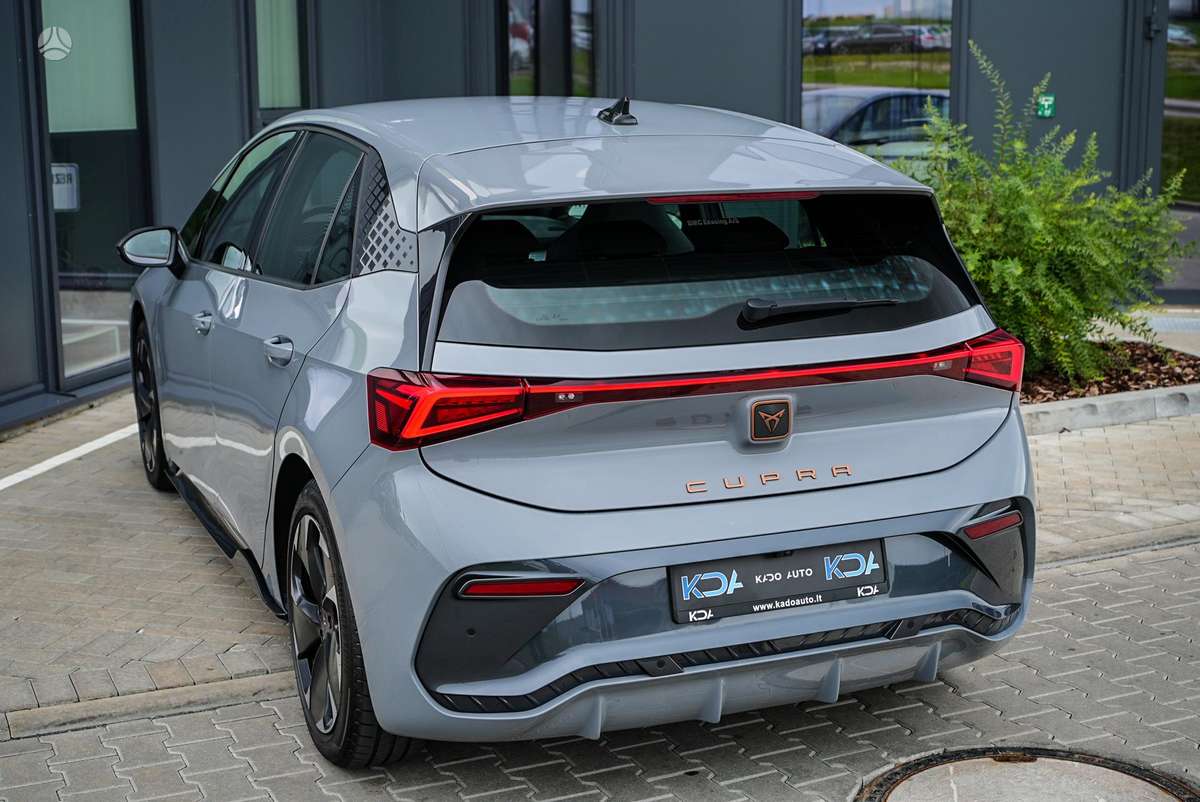 Cupra Born, 62 kWh, hatchback