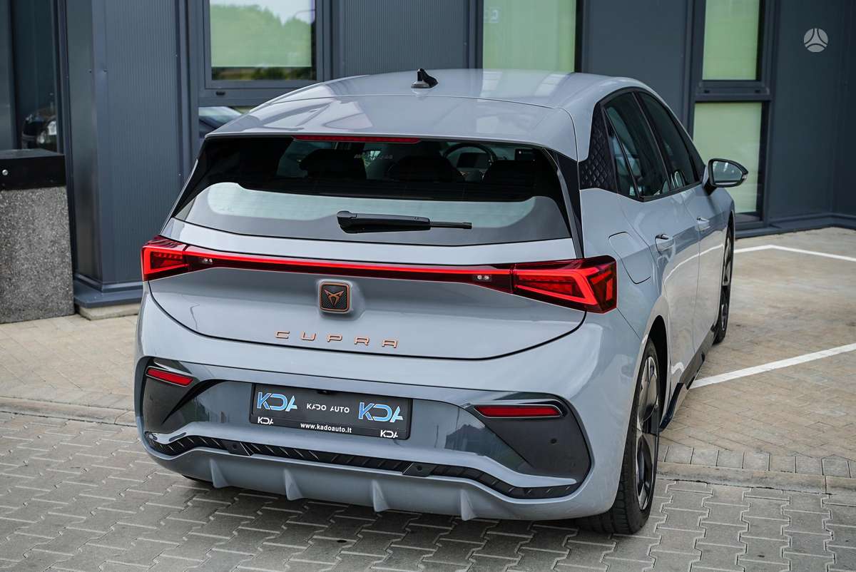 Cupra Born, 62 kWh, hatchback