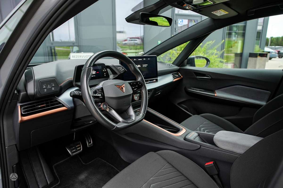 Cupra Born, 62 kWh, hatchback