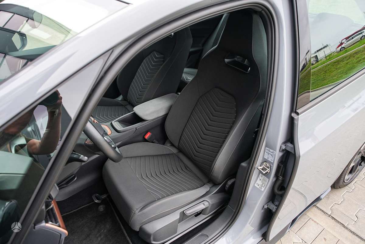 Cupra Born, 62 kWh, hatchback