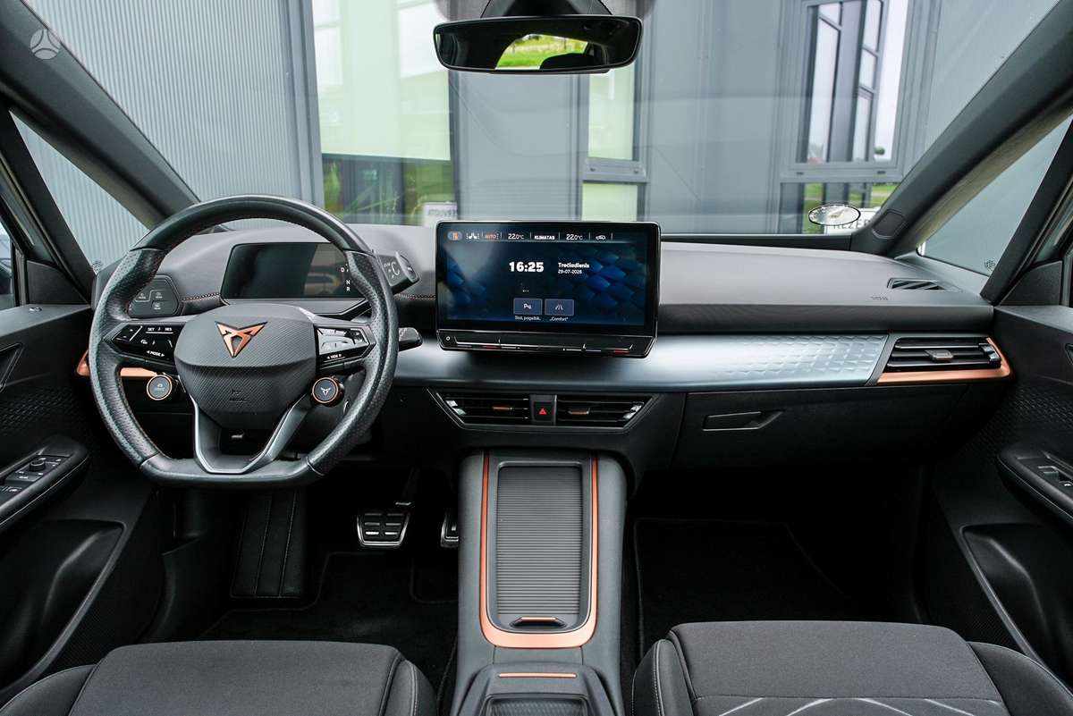 Cupra Born, 62 kWh, hatchback