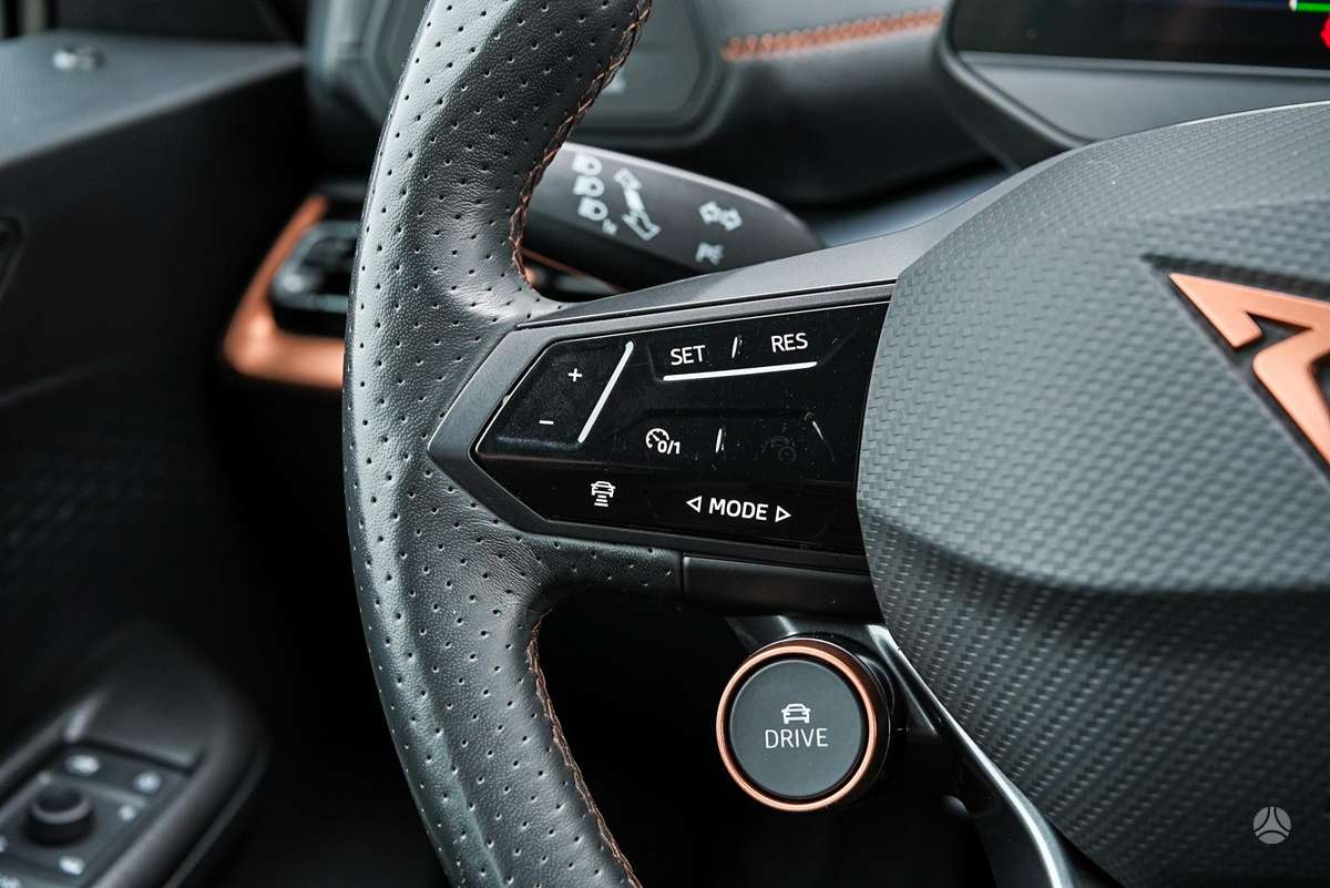 Cupra Born, 62 kWh, hatchback