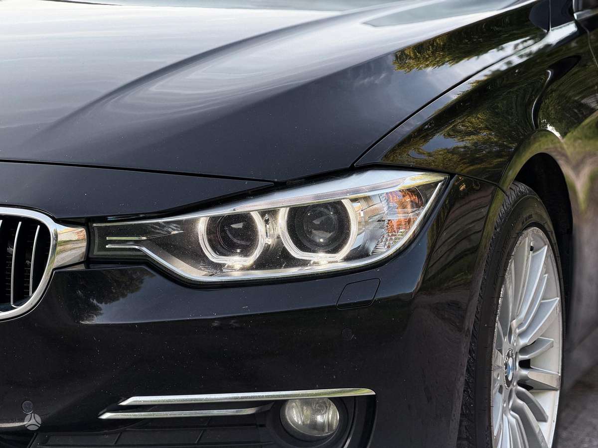 BMW 320, 2.0 l., Седан