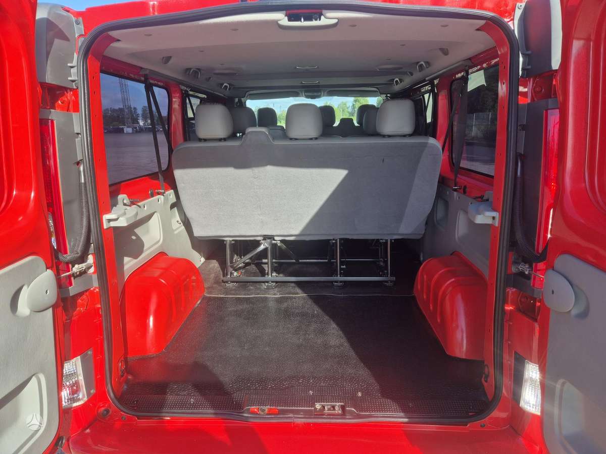 Renault Trafic - 9