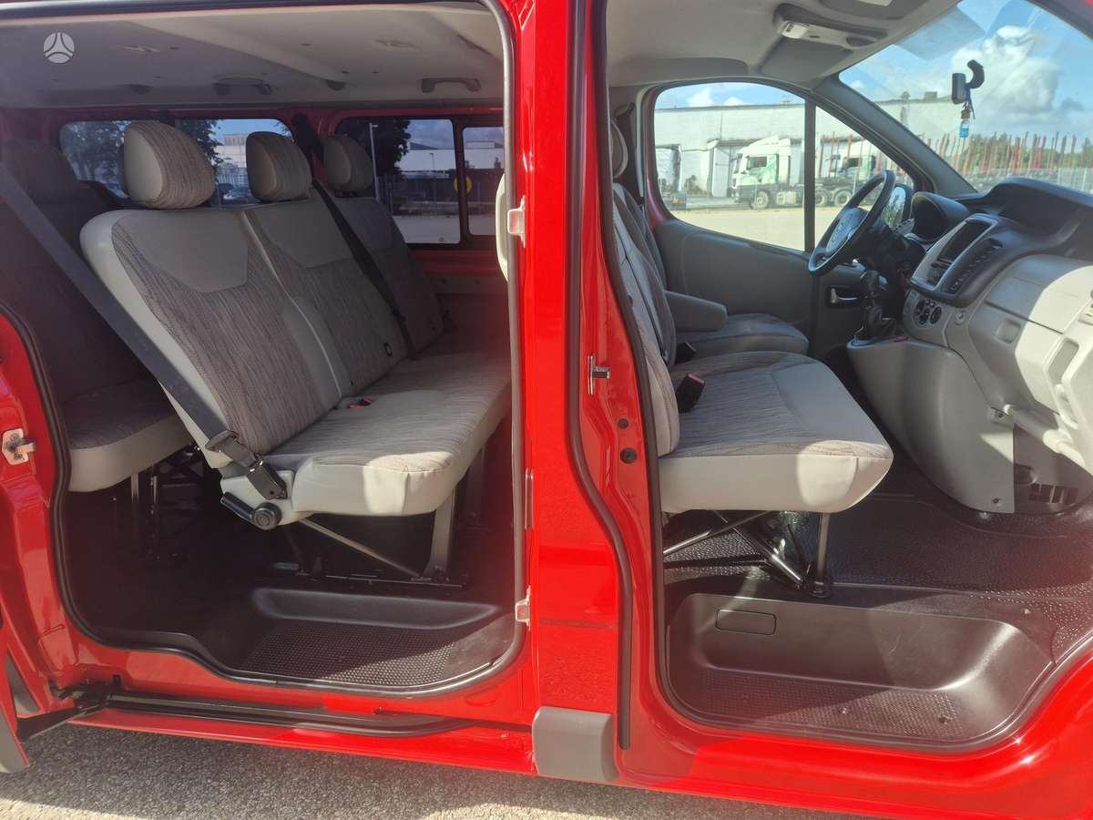Renault Trafic - 10
