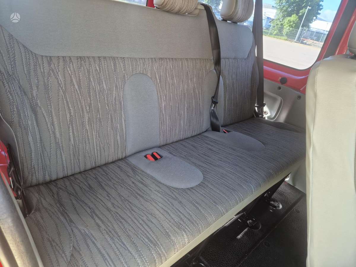 Renault Trafic, 2.0 l., passenger minibus