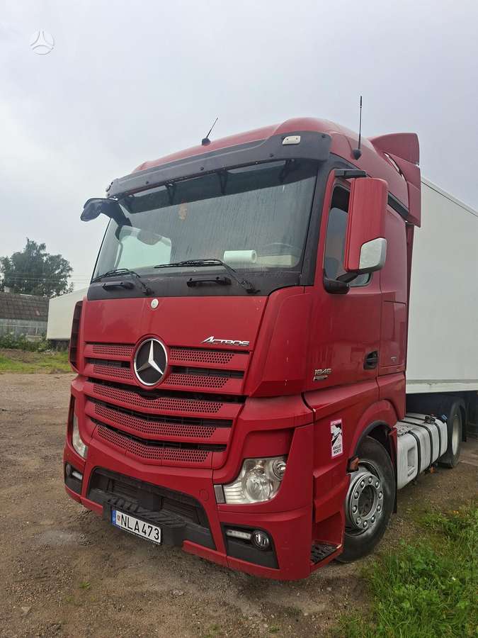 Mercedes-Benz Actrus, double sleeper