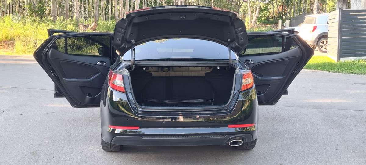 Kia Optima, 1.7 l., Седан