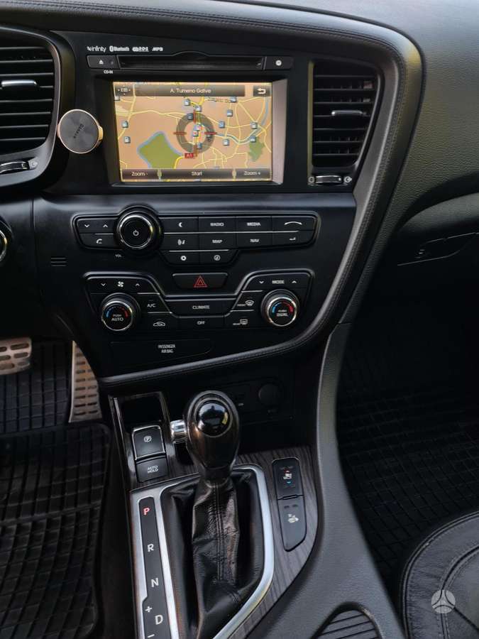 Kia Optima, 1.7 l., Седан