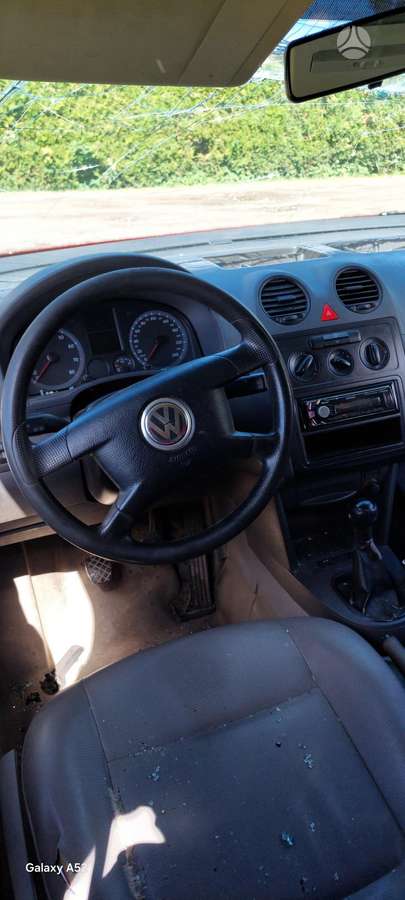 Volkswagen Caddy dalimis