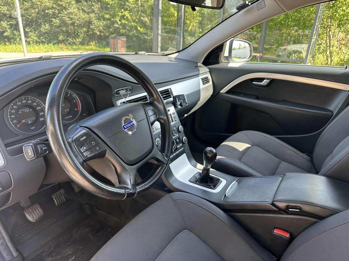 Volvo V70, 1.6 l., Универсал
