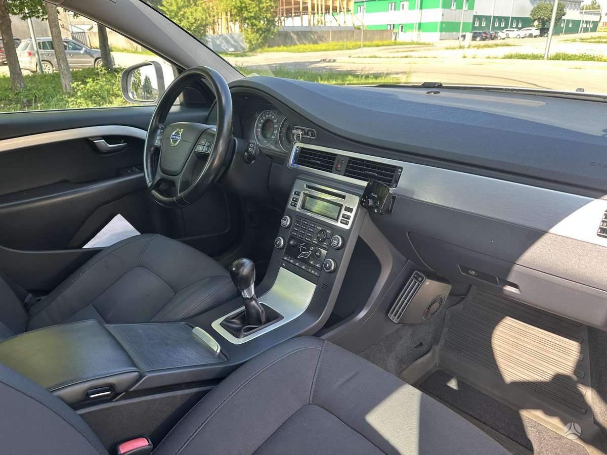 Volvo V70, 1.6 l., Универсал