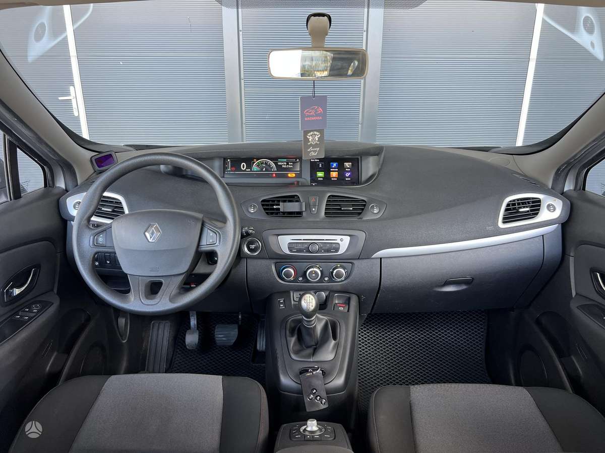 Renault Scenic, 1.5 l., hatchback