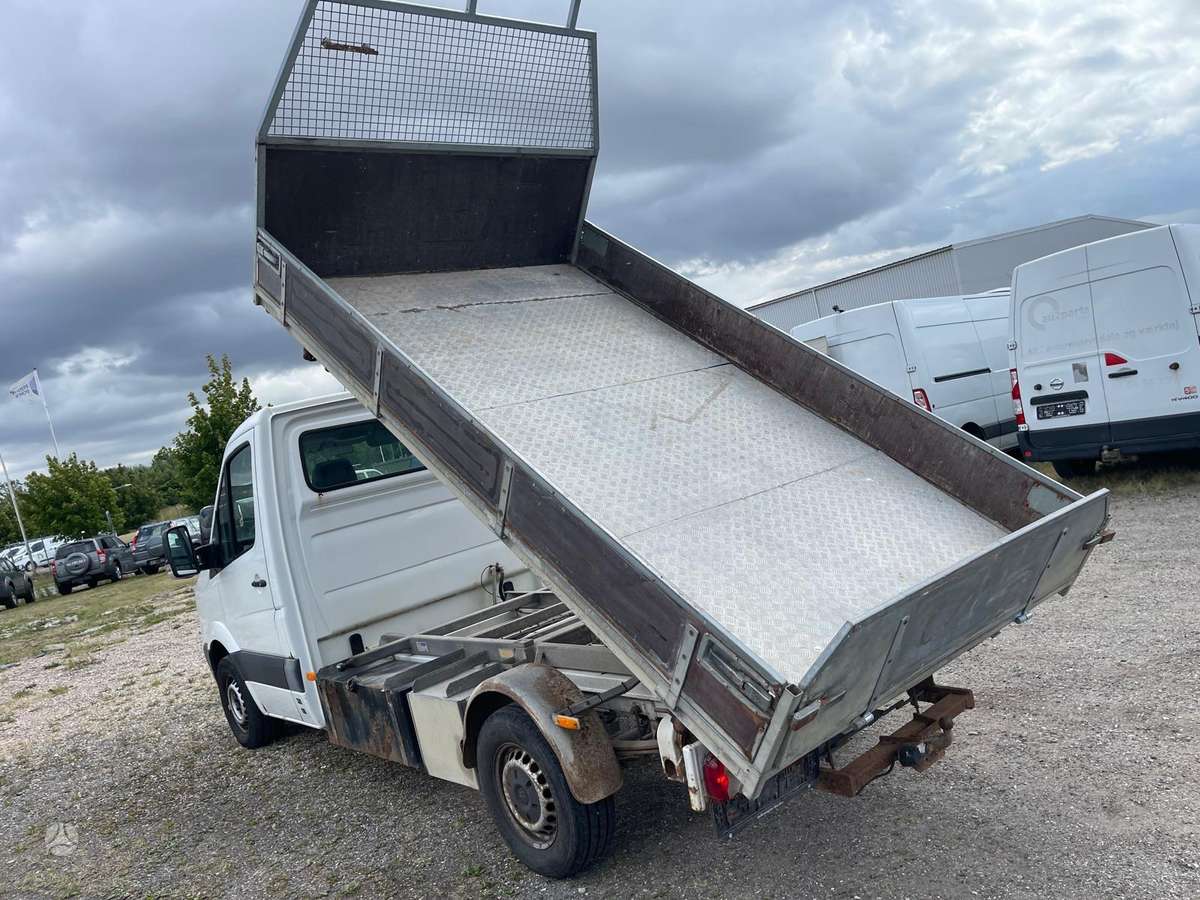 Volkswagen Crafter, dumpers / tippers
