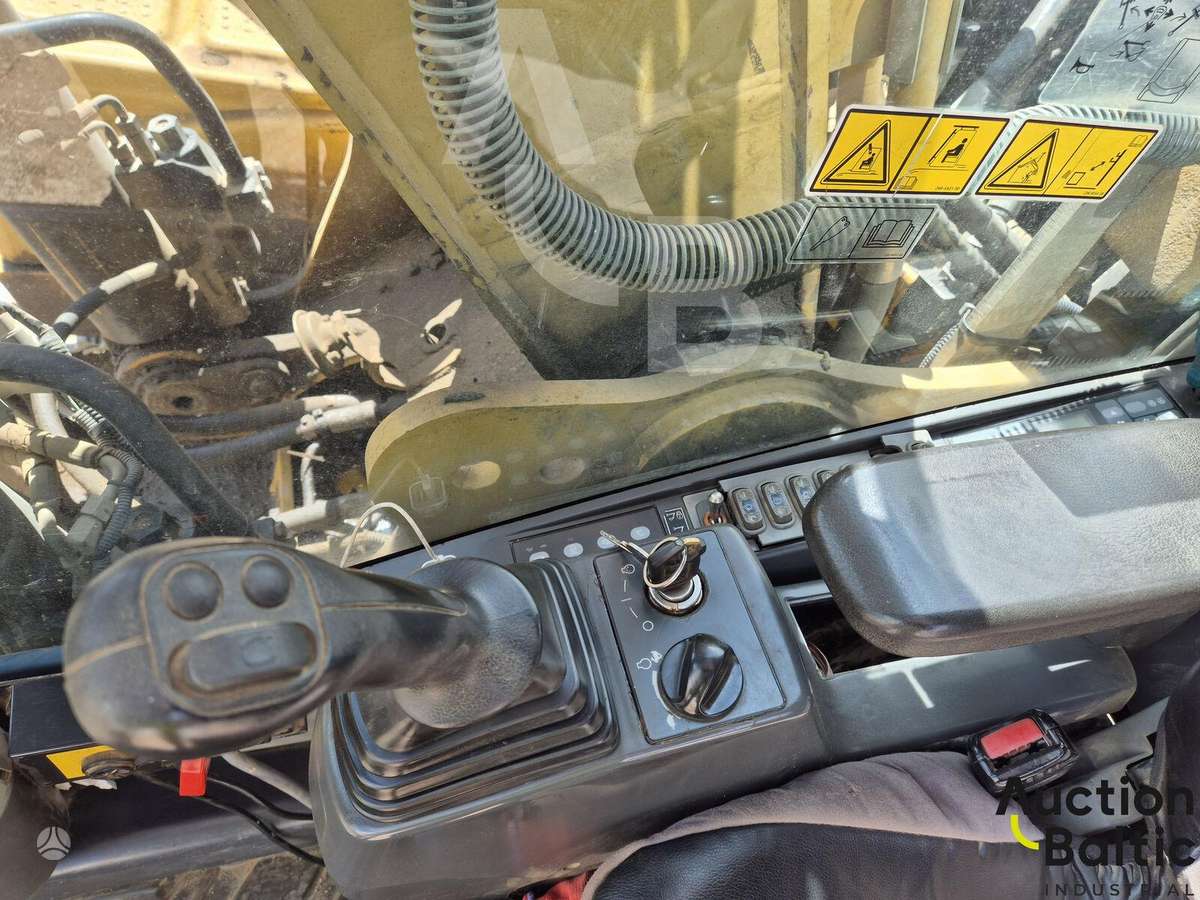 Caterpillar 319 D, экскаваторы