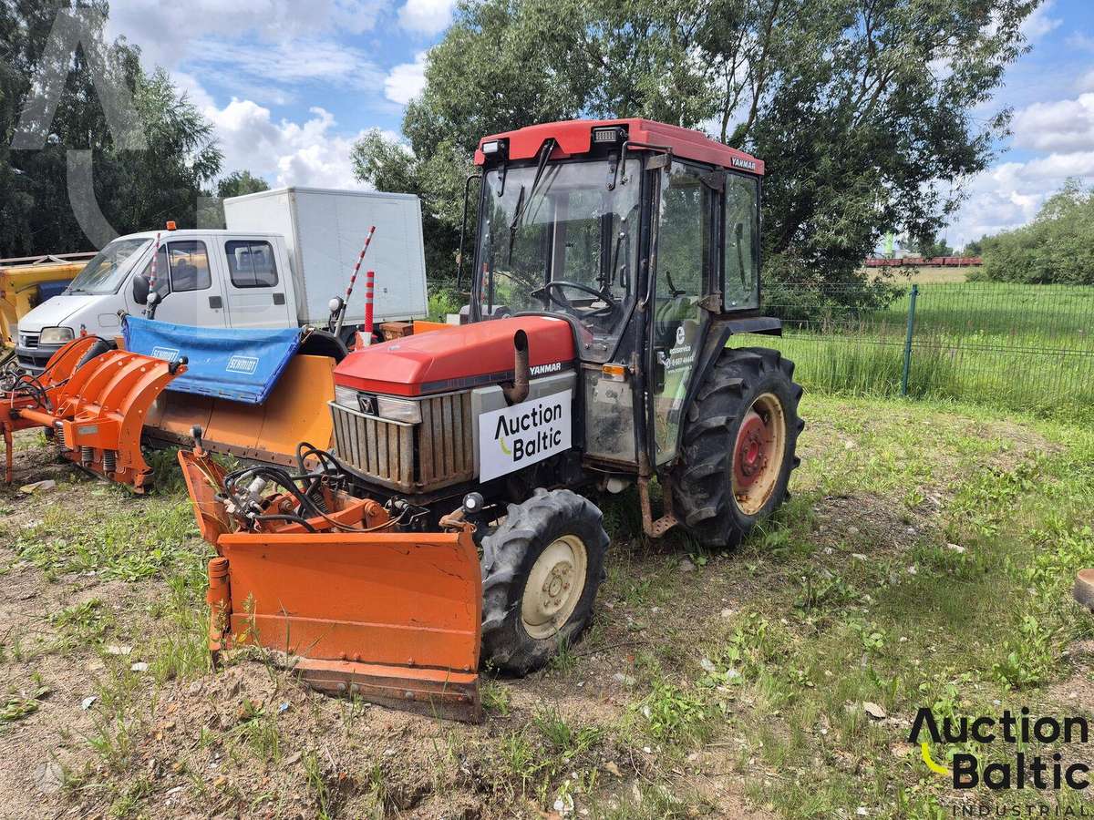 Yanmar US 35D, traktoriai