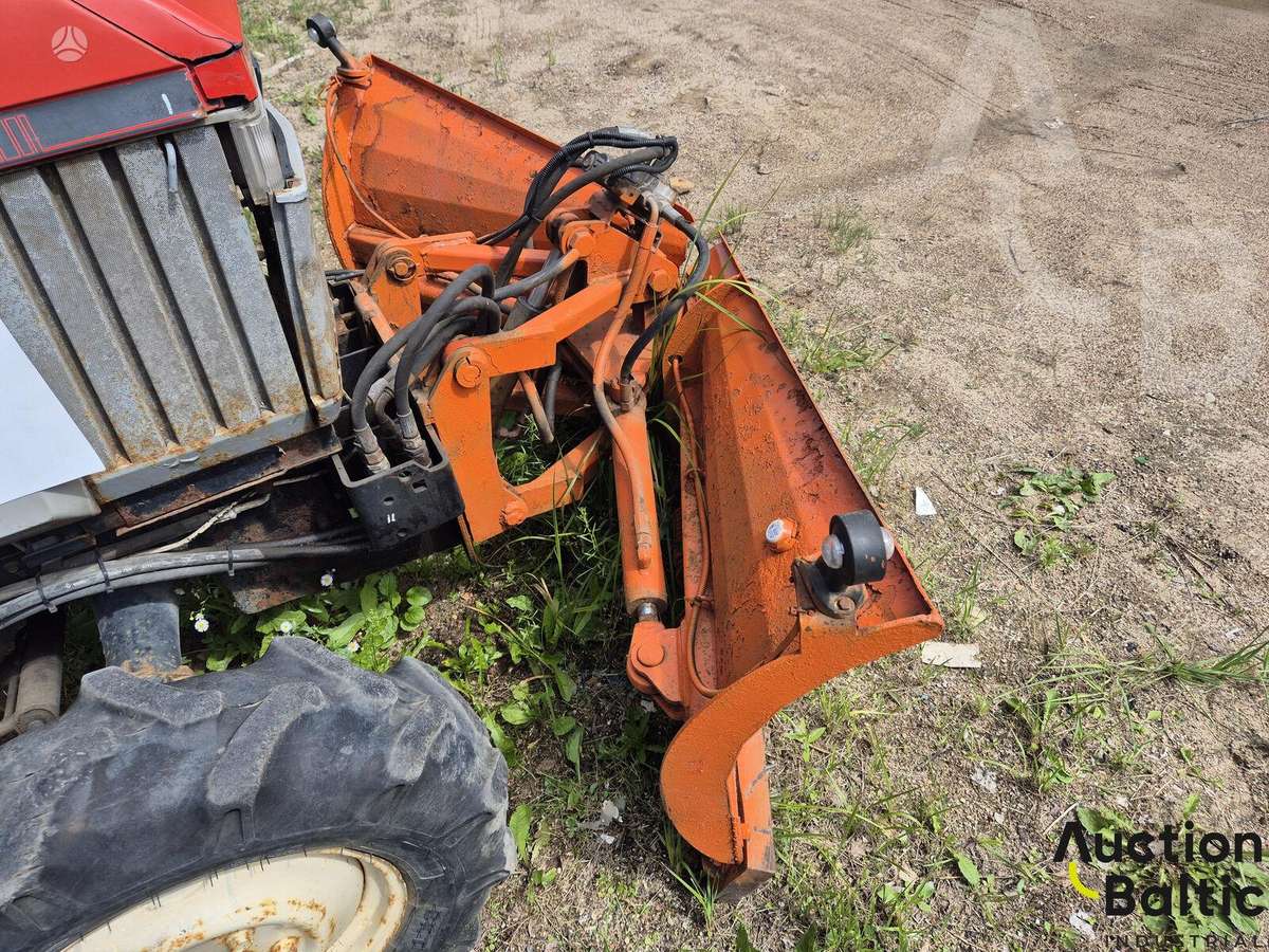Yanmar US 35D, traktoriai