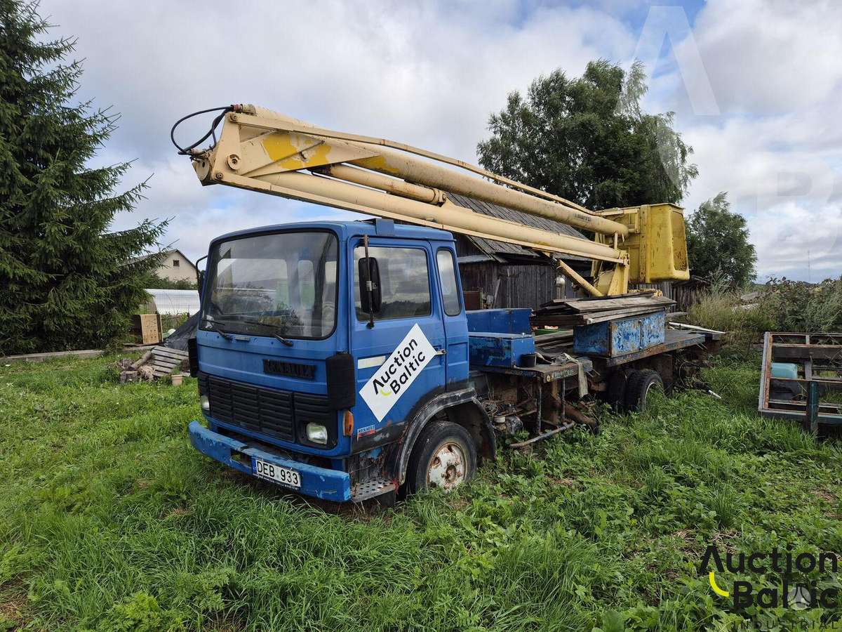 Renault JK 75, boom lift