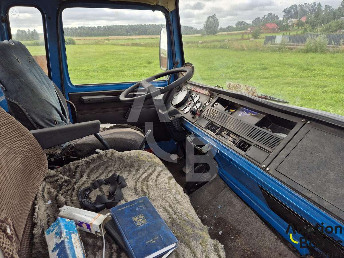 Renault JK 75, автовышки