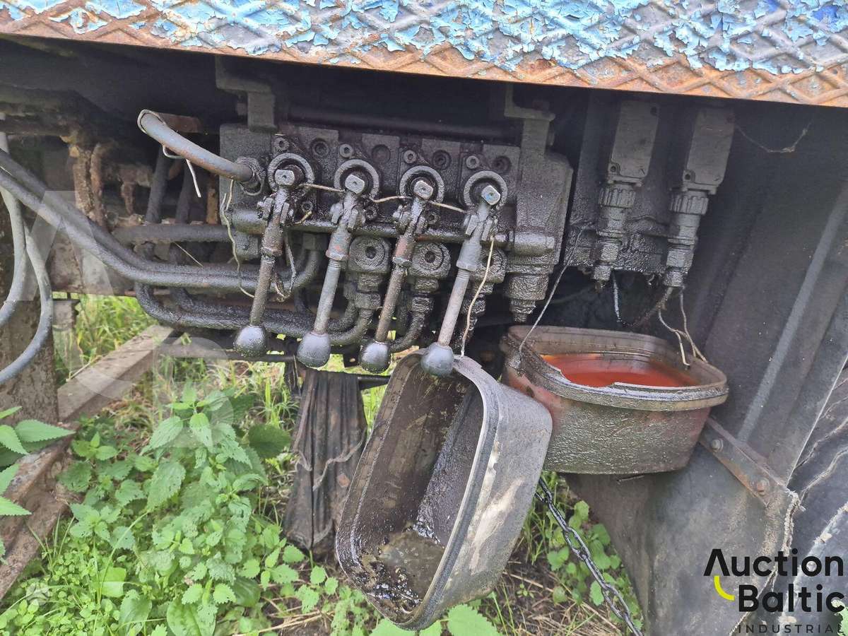Renault JK 75, автовышки