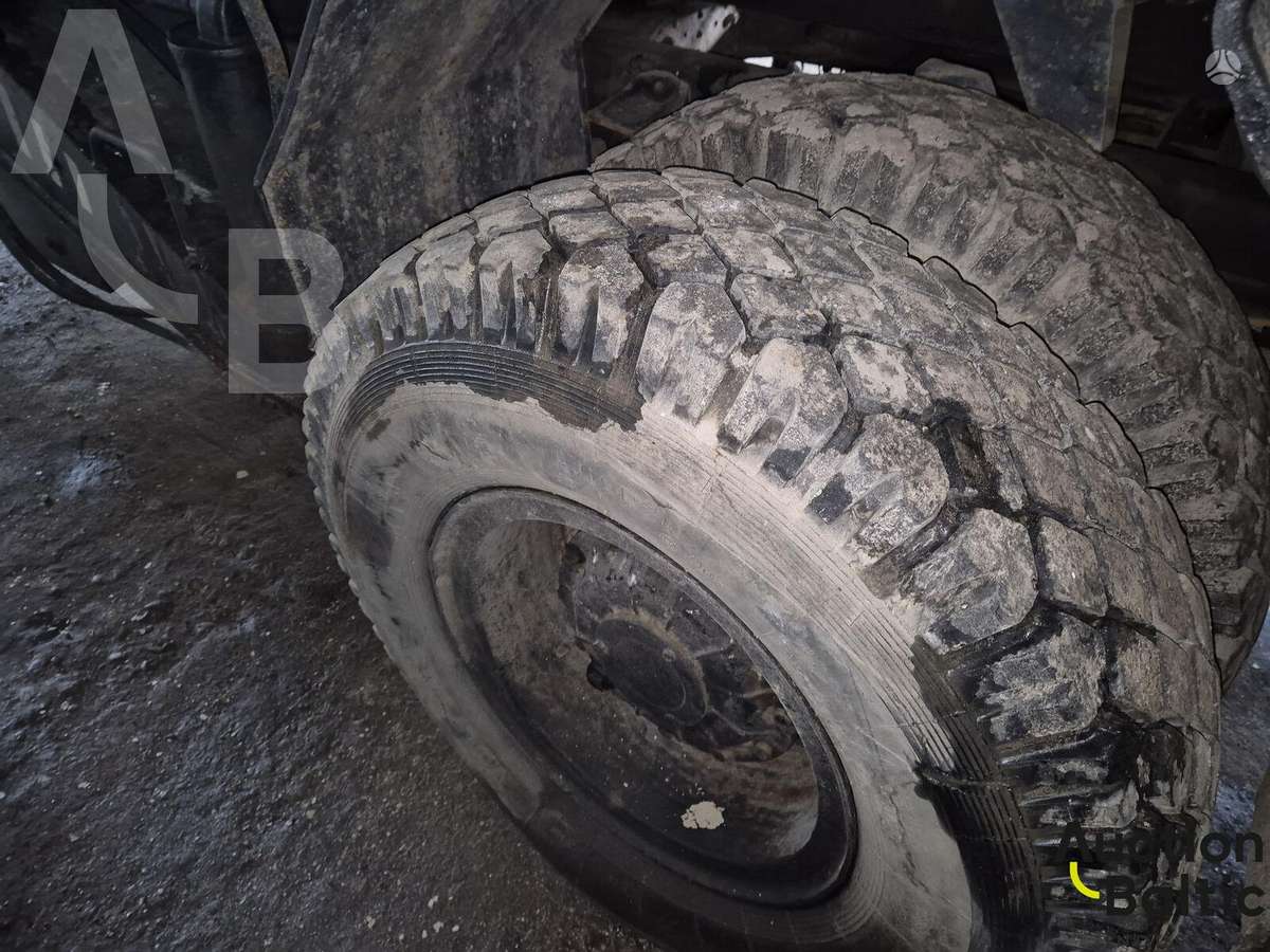 MAZ 5334, краны