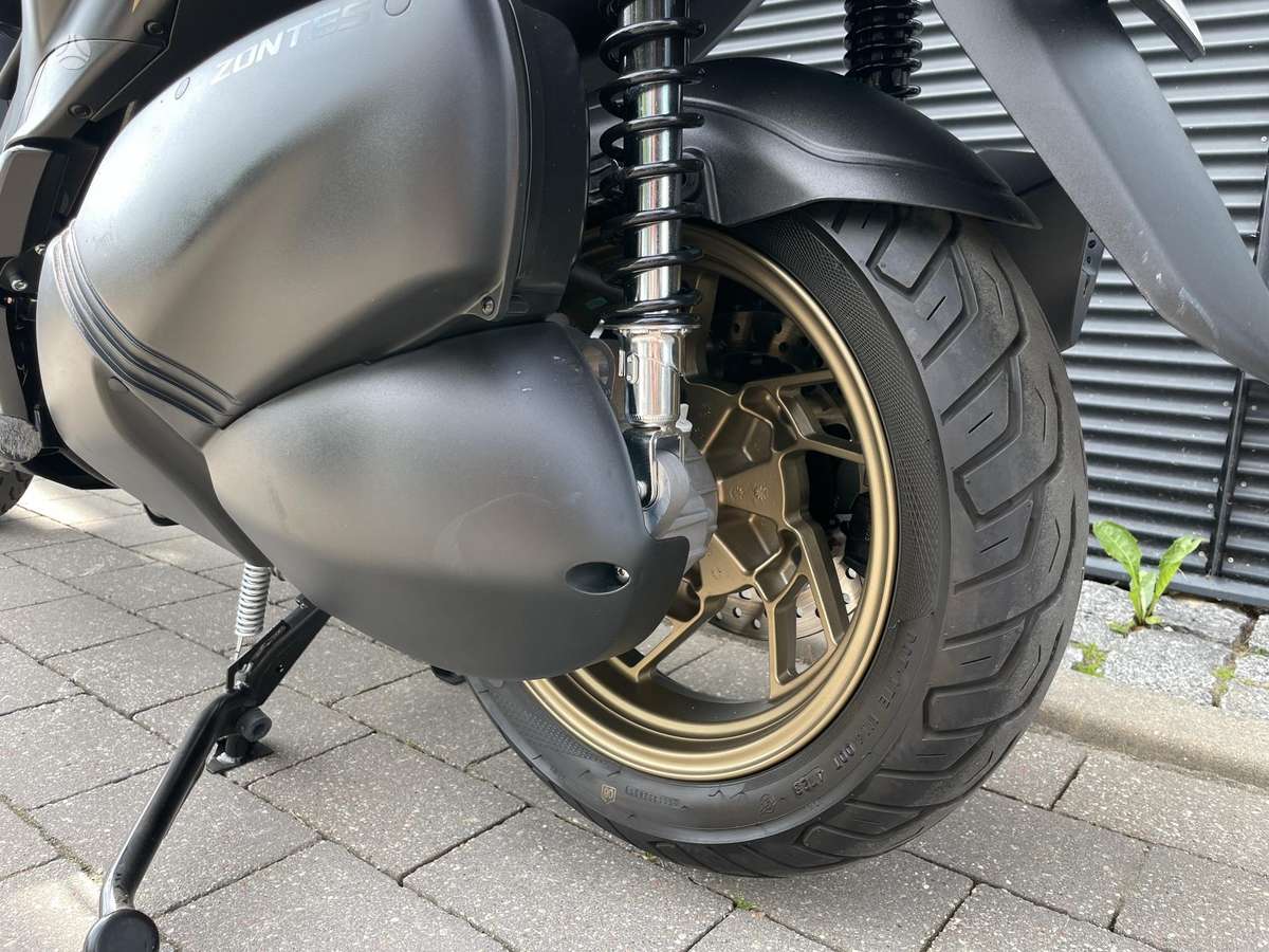Zontes 350D 350cc, scooters / mopeds