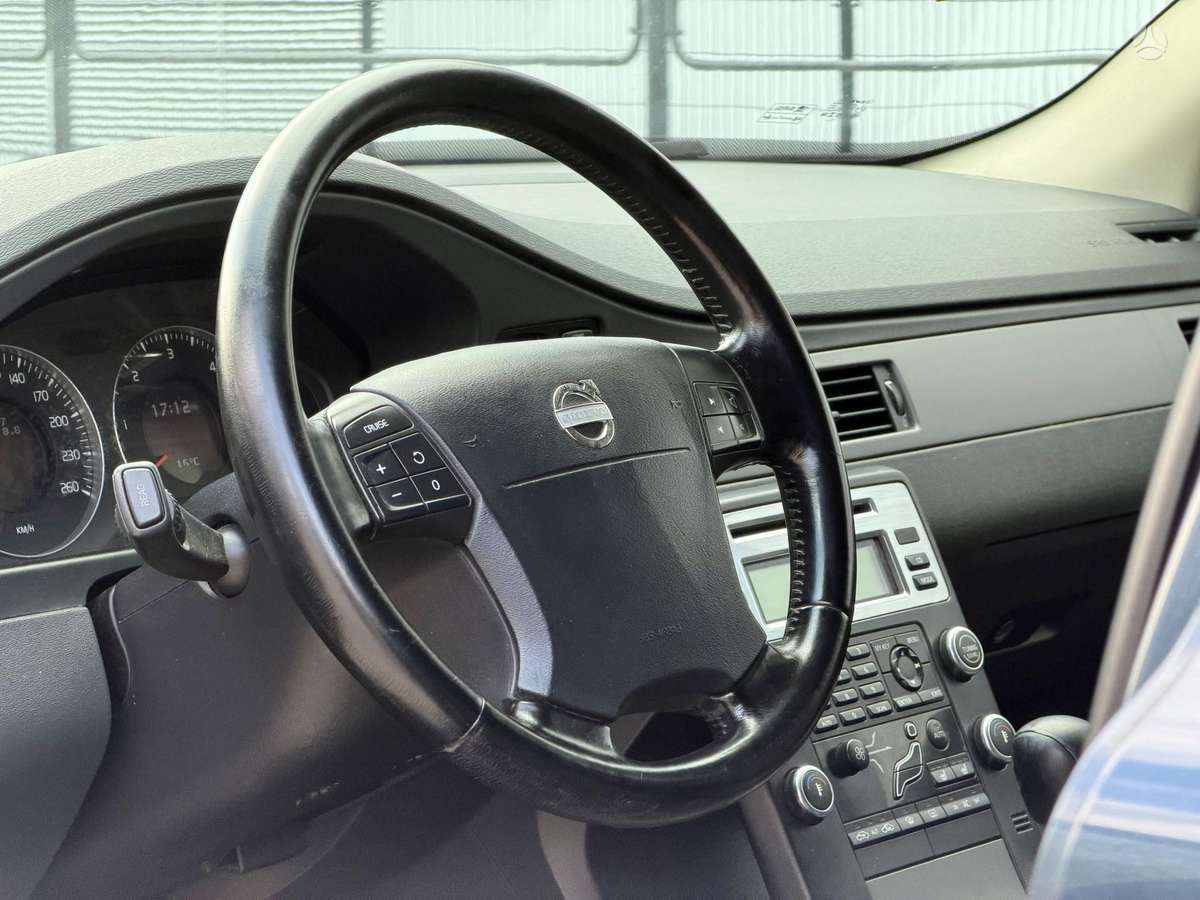 Volvo V70, 2.0 l., wagon