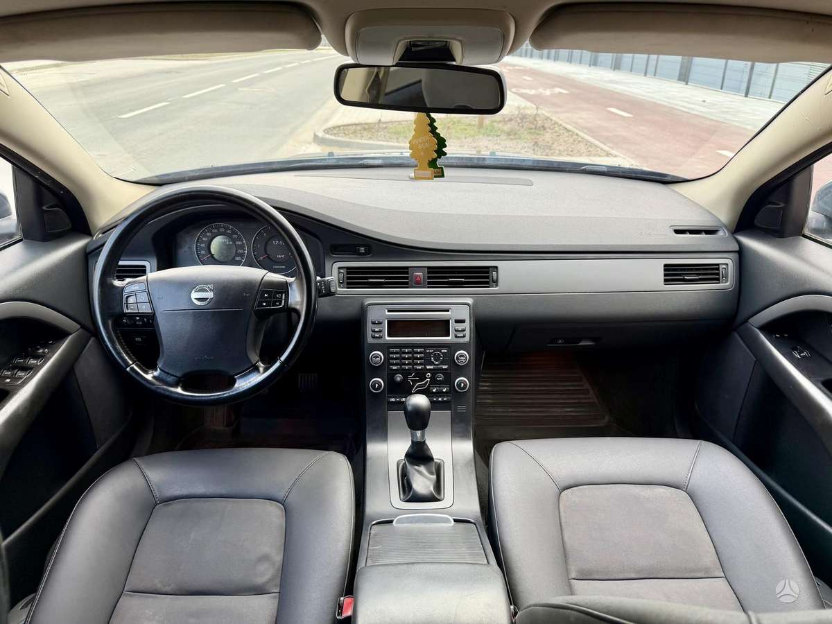 Volvo V70, 2.0 l., wagon