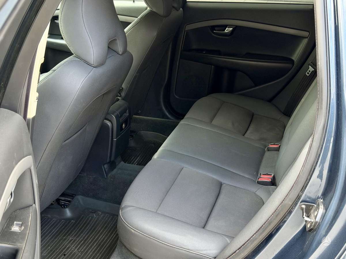 Volvo V70, 2.0 l., Универсал