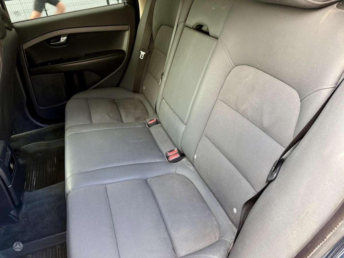 Volvo V70, 2.0 l., Универсал