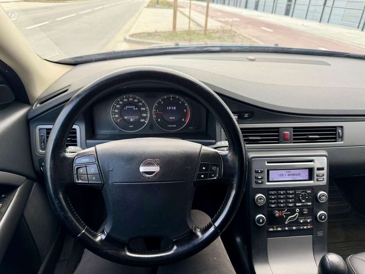 Volvo V70, 2.0 l., Универсал