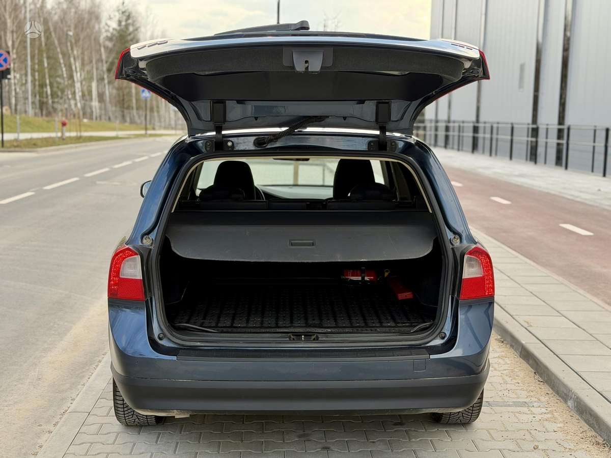 Volvo V70, 2.0 l., Универсал