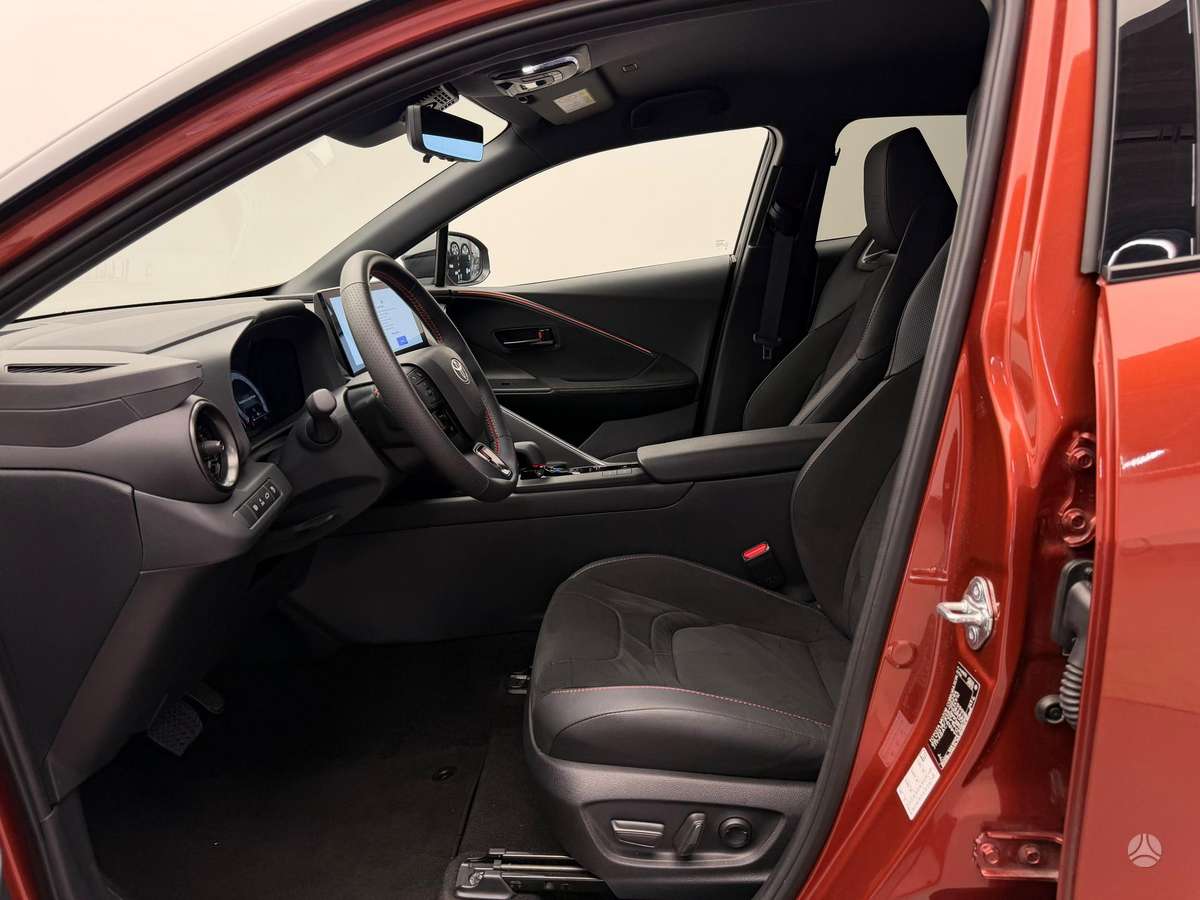 Toyota C-HR - 9