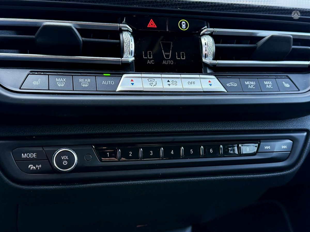 BMW 116, 1.5 l., hatchback