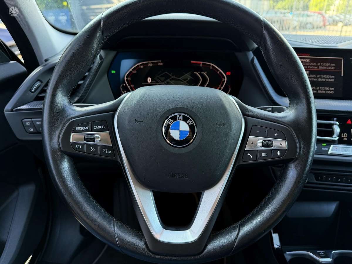 BMW 116, 1.5 l., hatchback