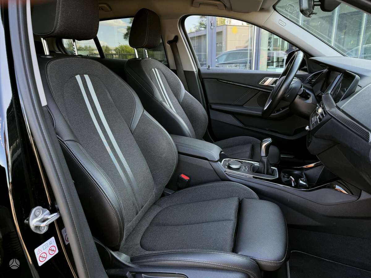 BMW 116, 1.5 l., hatchback